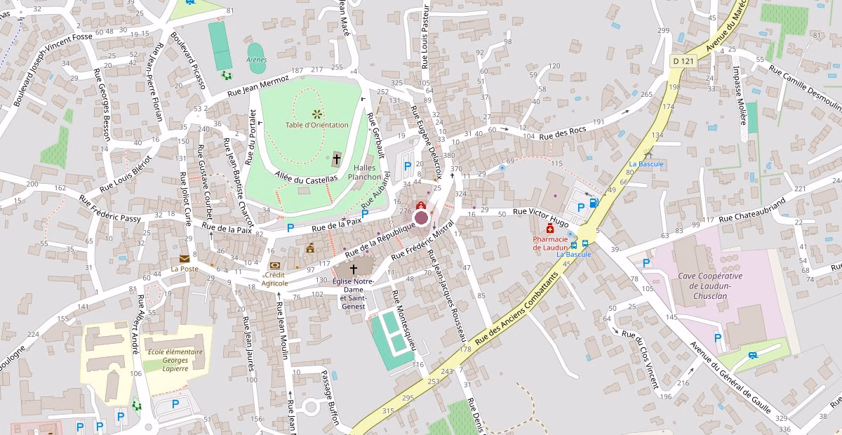 Plan du centre de Laudun-l'Ardoise : le salon est situé rue de la République, près des halles et de l'église.